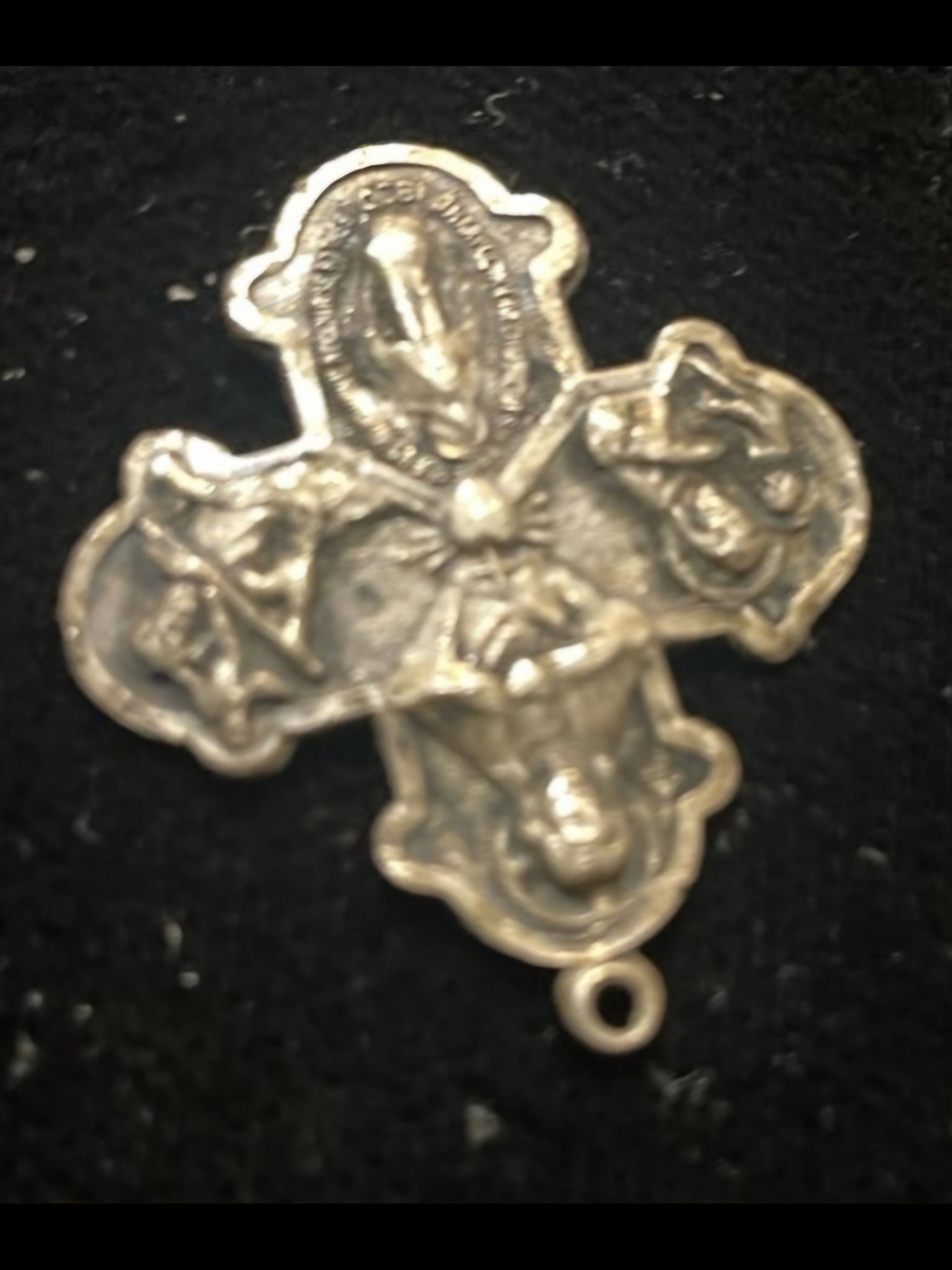 .925 sterling Silver Religious Cross Pendant